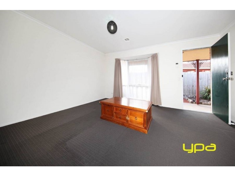 19 Stewart Crescent, Rockbank VIC 3335