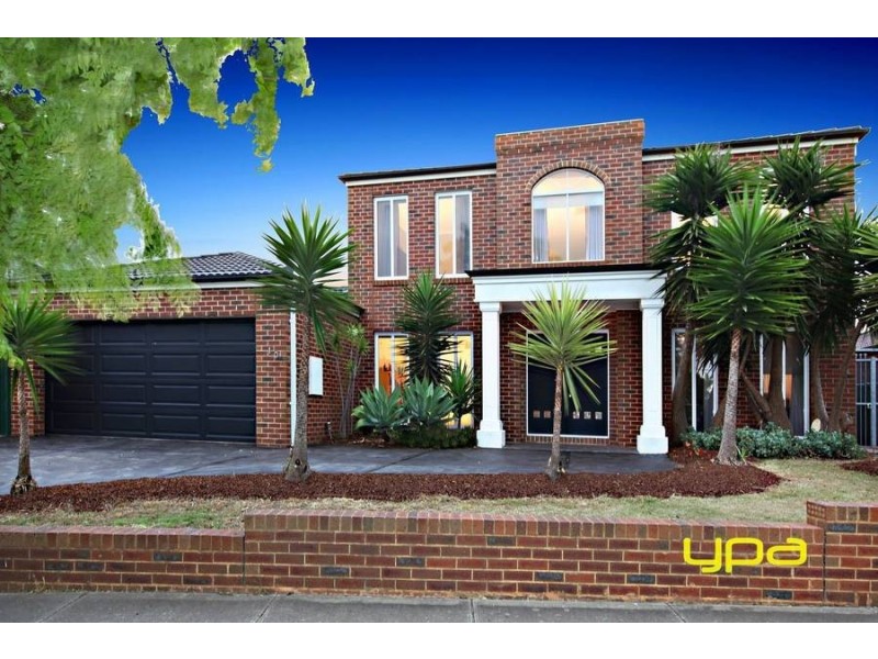 10 Mockridge Avenue, Burnside VIC 3023