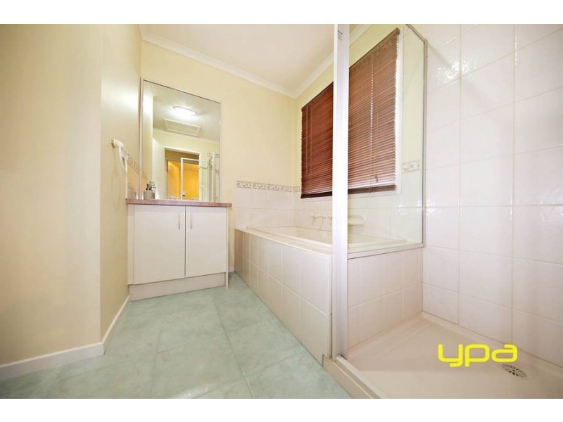 3 Klim Place, Burnside VIC 3023