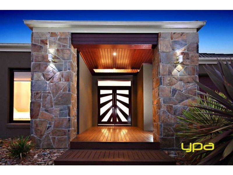 30 The Ridge, Caroline Springs VIC 3023