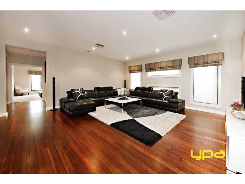 30 The Ridge, Caroline Springs VIC 3023