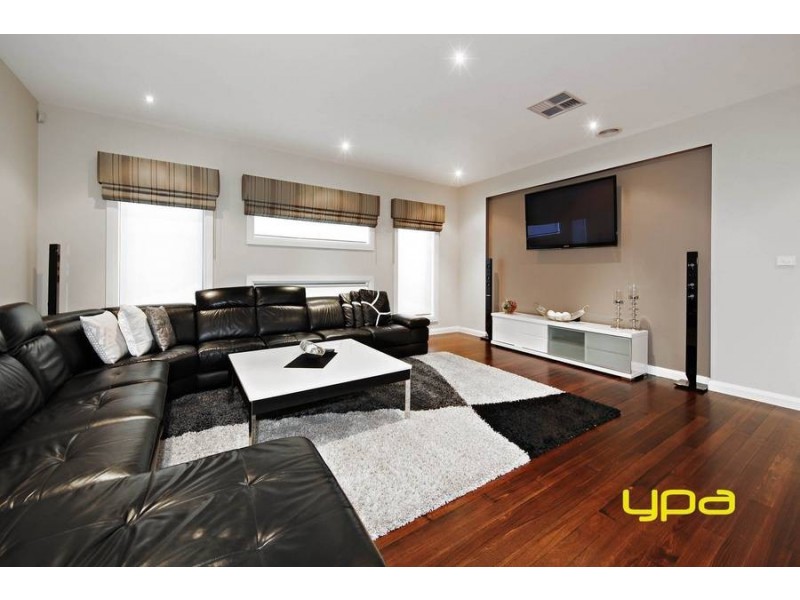 30 The Ridge, Caroline Springs VIC 3023