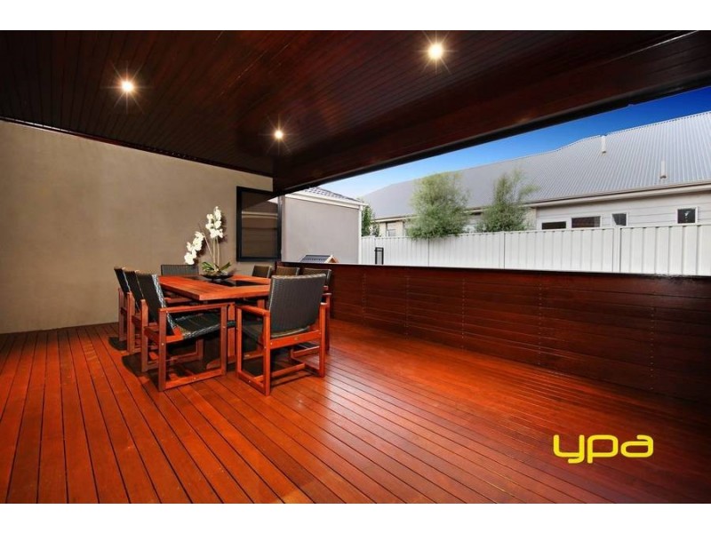 30 The Ridge, Caroline Springs VIC 3023
