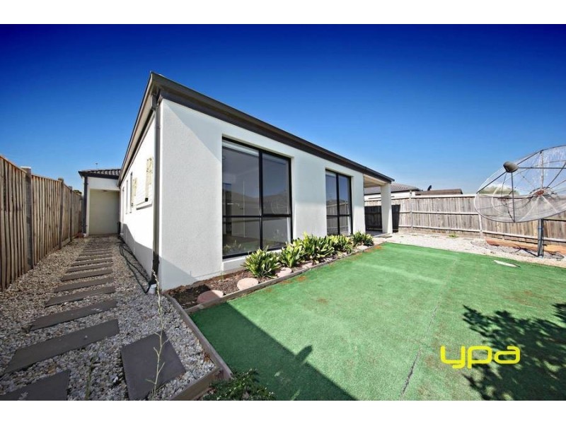 23 Belleville Close, Burnside Heights VIC 3023