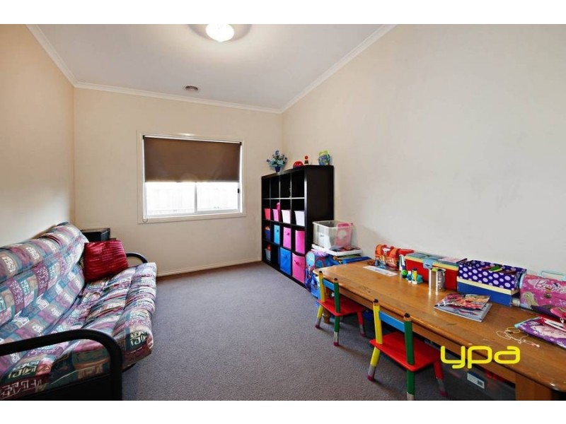 5 Carisbrook Street, Caroline Springs VIC 3023