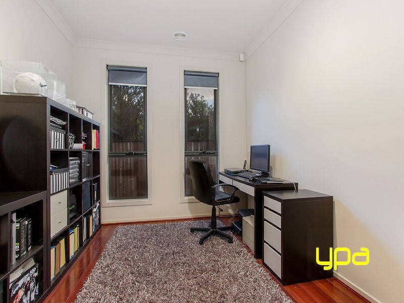18 Lyons Avenue, Burnside Heights VIC 3023
