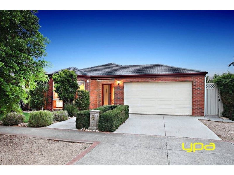 4 Wavertree Avenue, Caroline Springs VIC 3023