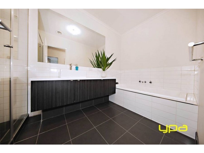 7 Tatterson Way, Caroline Springs VIC 3023