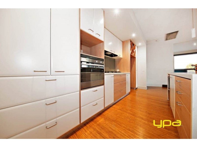 18 The Esplanade, Caroline Springs VIC 3023