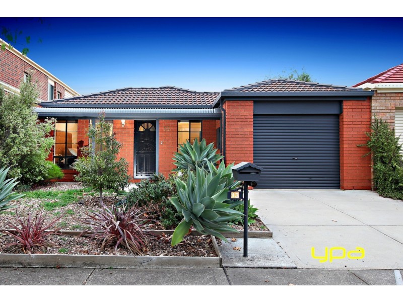 13 Huegill Drive, Burnside VIC 3023