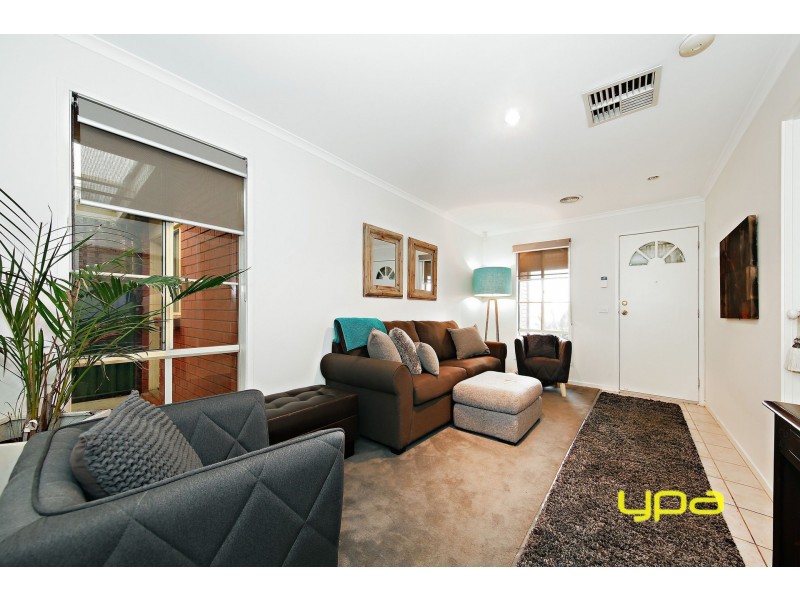 13 Huegill Drive, Burnside VIC 3023