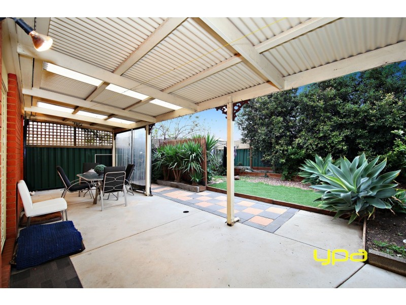 13 Huegill Drive, Burnside VIC 3023