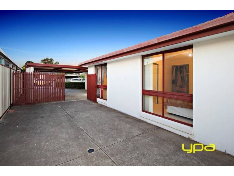 21 Fairfax Circuit, Albanvale VIC 3021