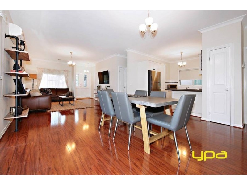 27 Asthima Way, Caroline Springs VIC 3023