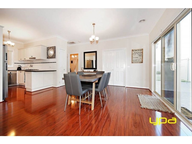 27 Asthima Way, Caroline Springs VIC 3023