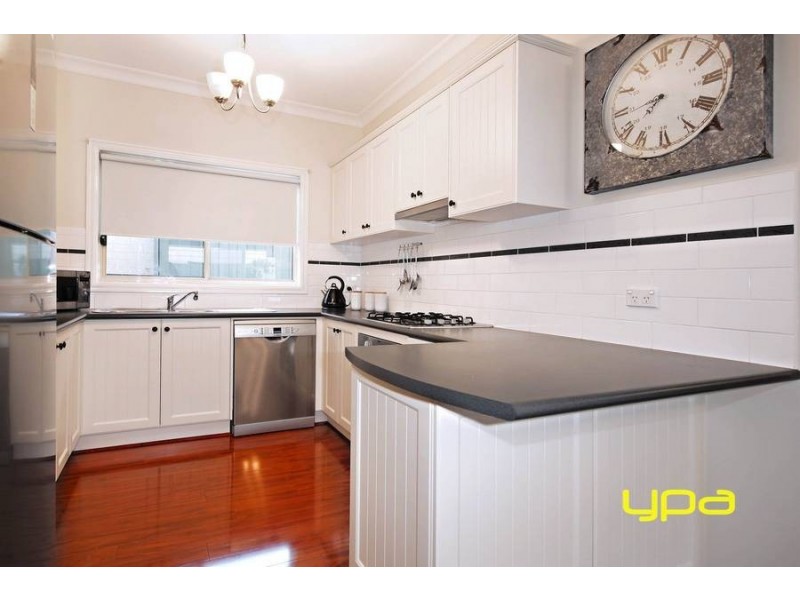 27 Asthima Way, Caroline Springs VIC 3023