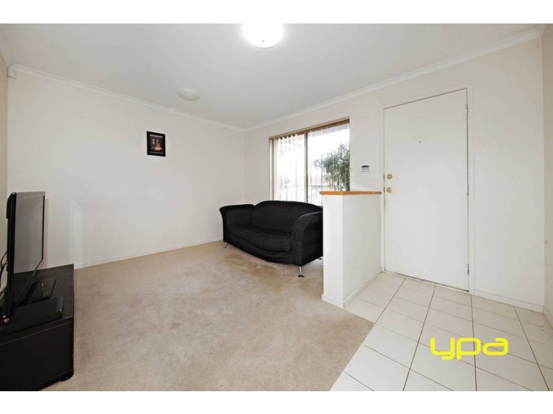 4 Perkins Grove, Burnside VIC 3023