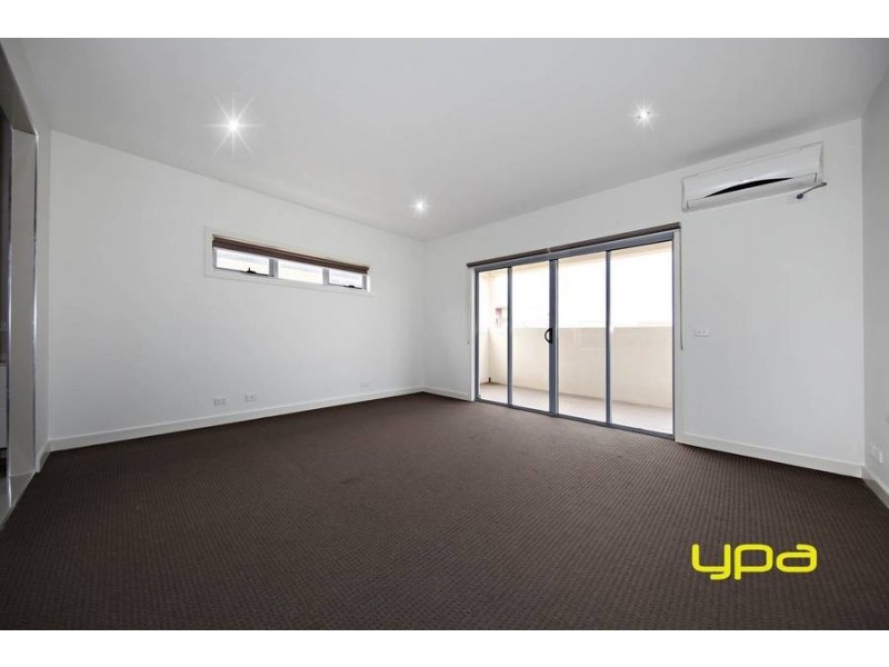 26 Monckton Place, Caroline Springs VIC 3023