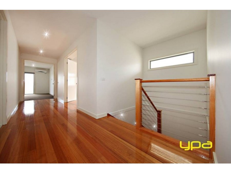 26 Monckton Place, Caroline Springs VIC 3023