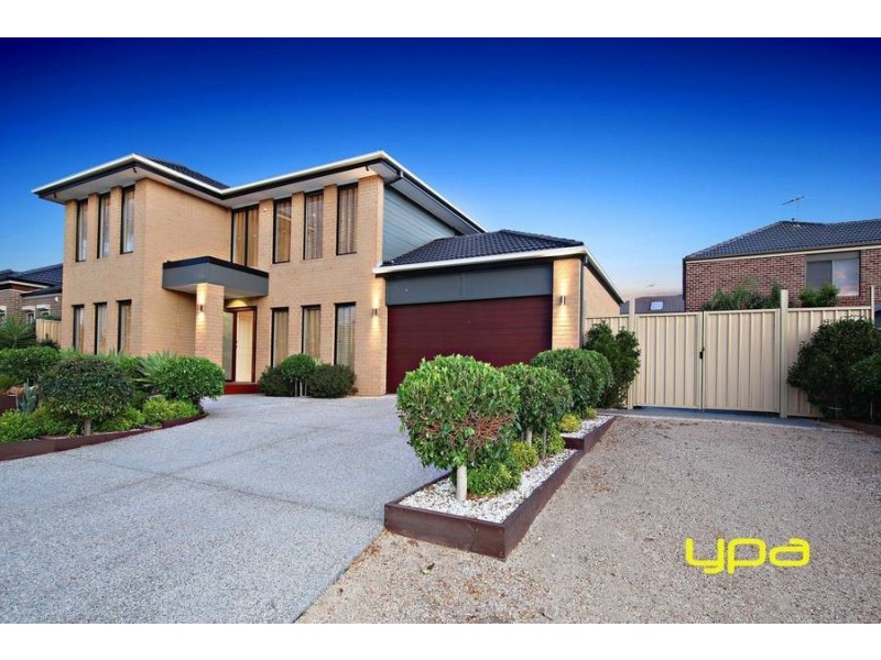 4 Briar Valley Rise, Caroline Springs VIC 3023