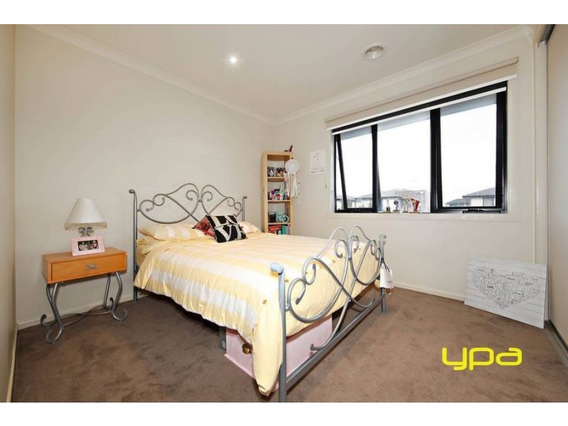 40C The Avenue, Caroline Springs VIC 3023