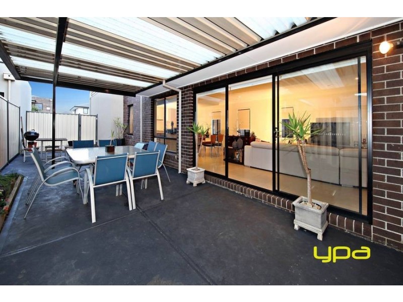 40C The Avenue, Caroline Springs VIC 3023