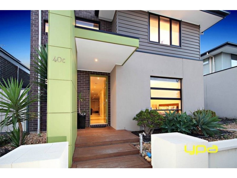 40C The Avenue, Caroline Springs VIC 3023