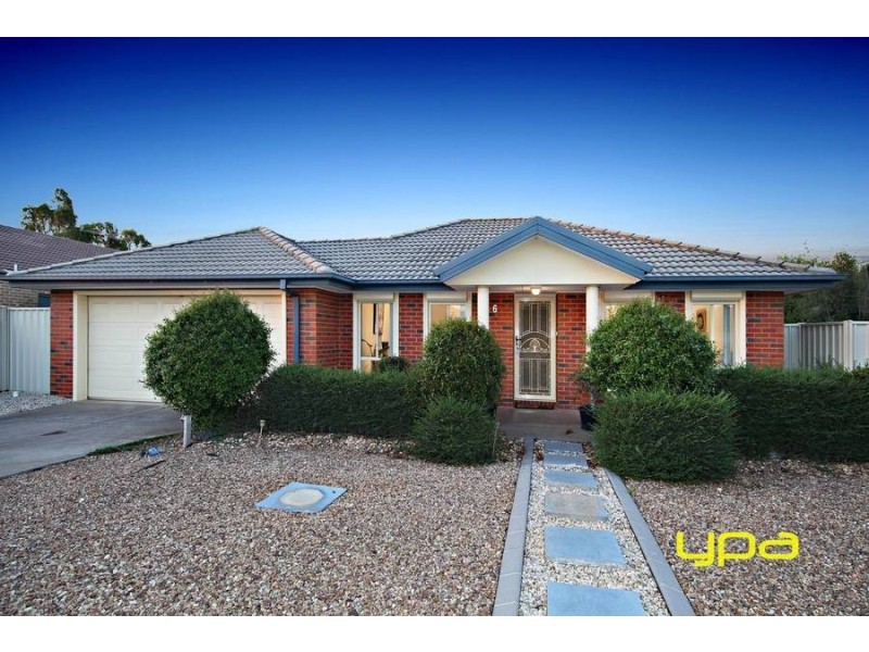 6 Belair Court, Caroline Springs VIC 3023