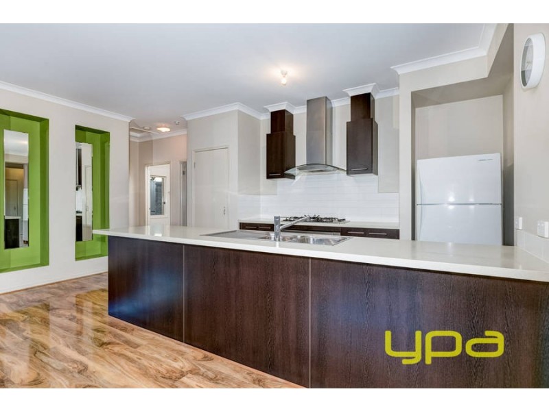 13 Darleith Terrace, Caroline Springs VIC 3023