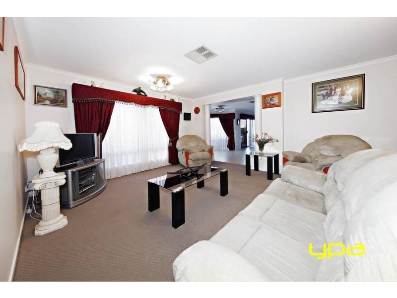 31 Chifley Circuit, Burnside Heights VIC 3023