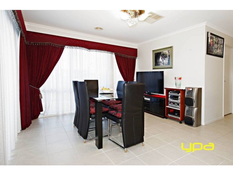 31 Chifley Circuit, Burnside Heights VIC 3023