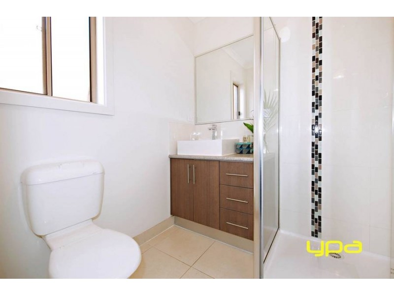 5 Yellowgum Street, Burnside Heights VIC 3023