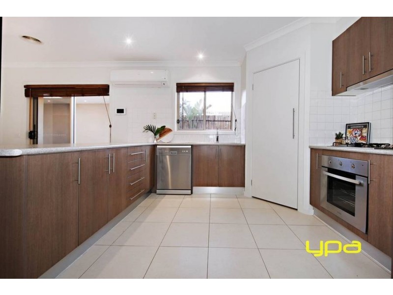 5 Yellowgum Street, Burnside Heights VIC 3023