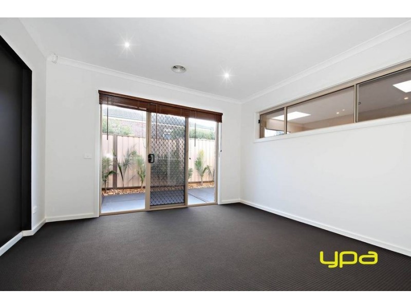 5 Yellowgum Street, Burnside Heights VIC 3023