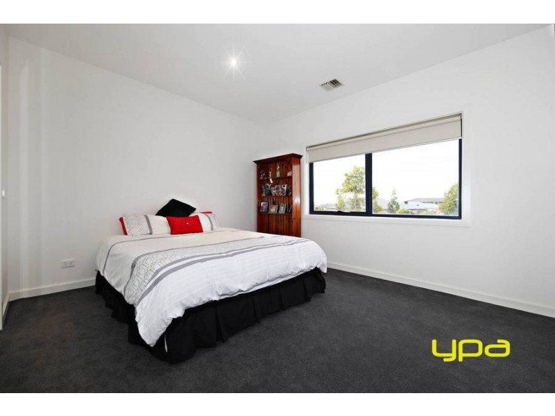 7 Como Glen, Caroline Springs VIC 3023