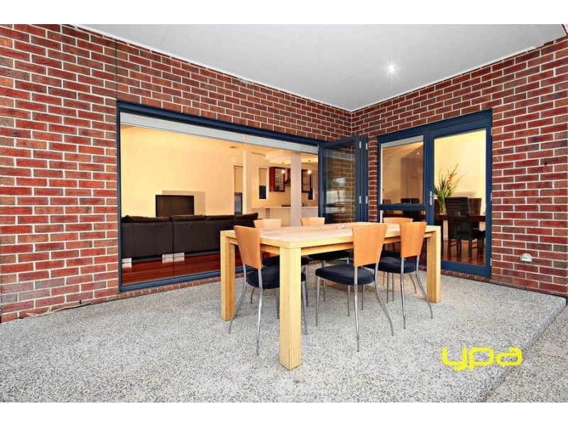 7 Como Glen, Caroline Springs VIC 3023