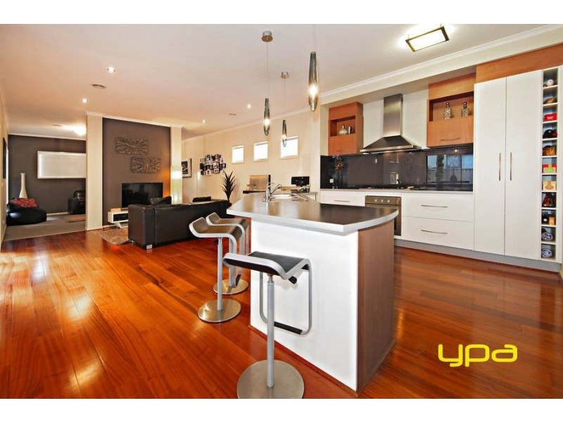 12 Coliban Garden, Caroline Springs VIC 3023