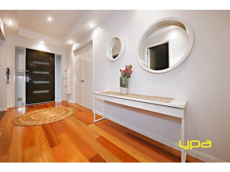 2 Barrwang Street, Cairnlea VIC 3023