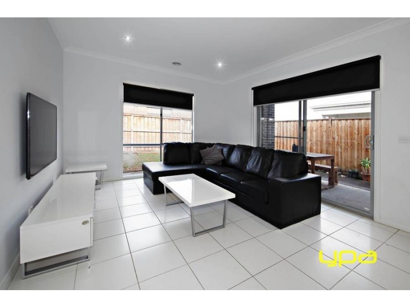 49 Keynes Circuit, Plumpton VIC 3335