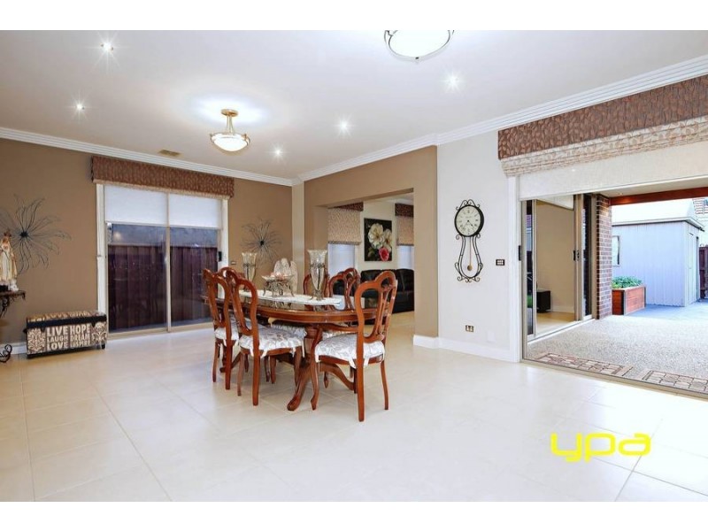 38 Arbour Boulevard, Burnside Heights VIC 3023