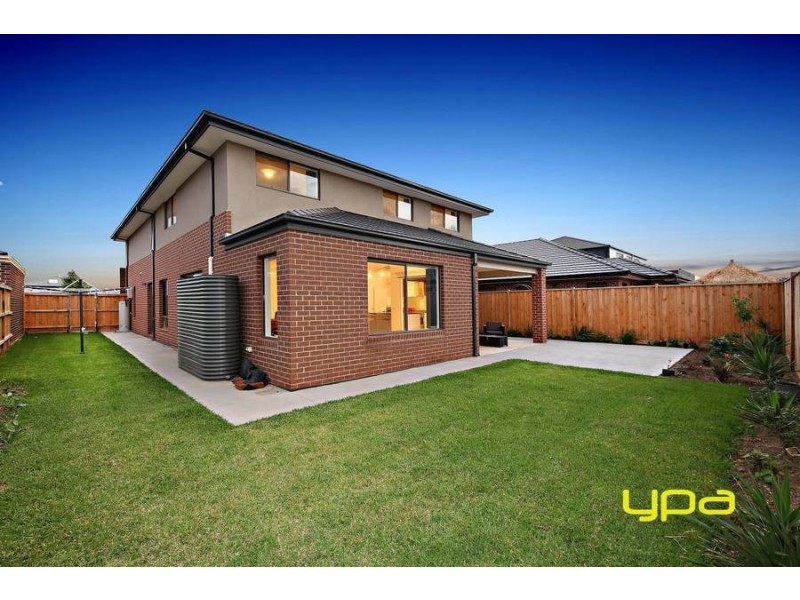 11 Lexington Drive, Burnside VIC 3023