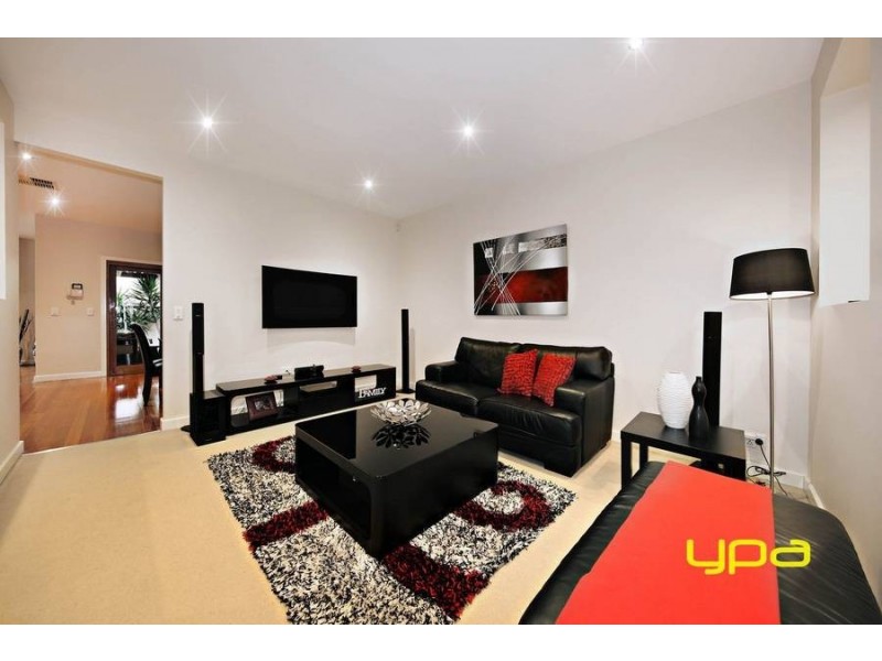 23 Cunningham Chase, Burnside Heights VIC 3023