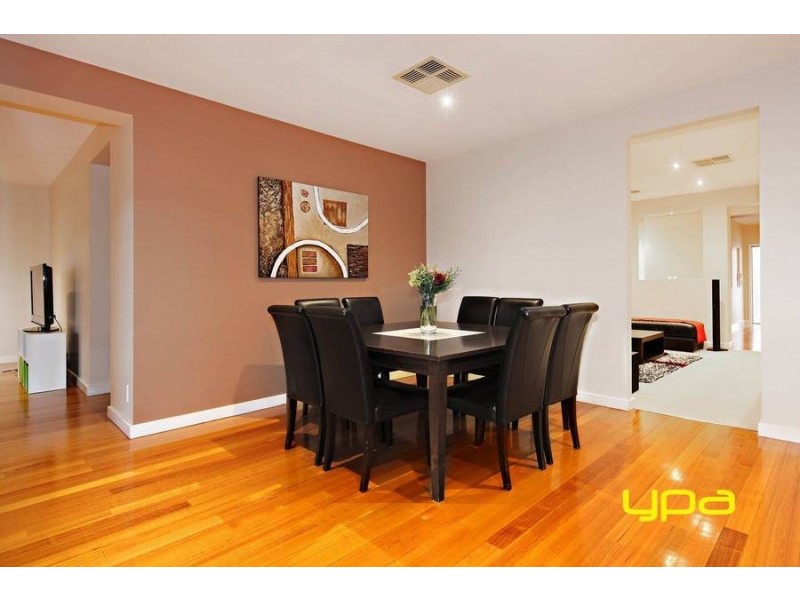 23 Cunningham Chase, Burnside Heights VIC 3023