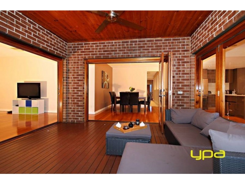 23 Cunningham Chase, Burnside Heights VIC 3023