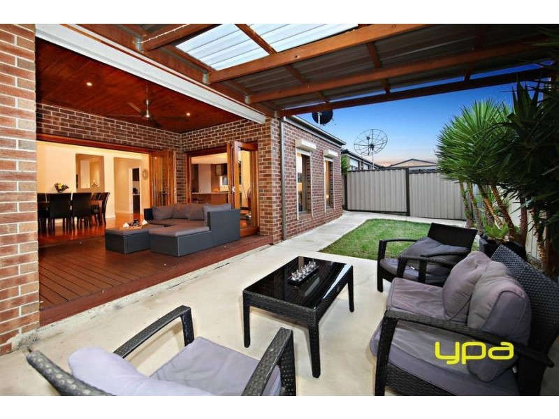 23 Cunningham Chase, Burnside Heights VIC 3023