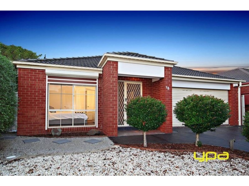 18 Wavertree Avenue, Caroline Springs VIC 3023