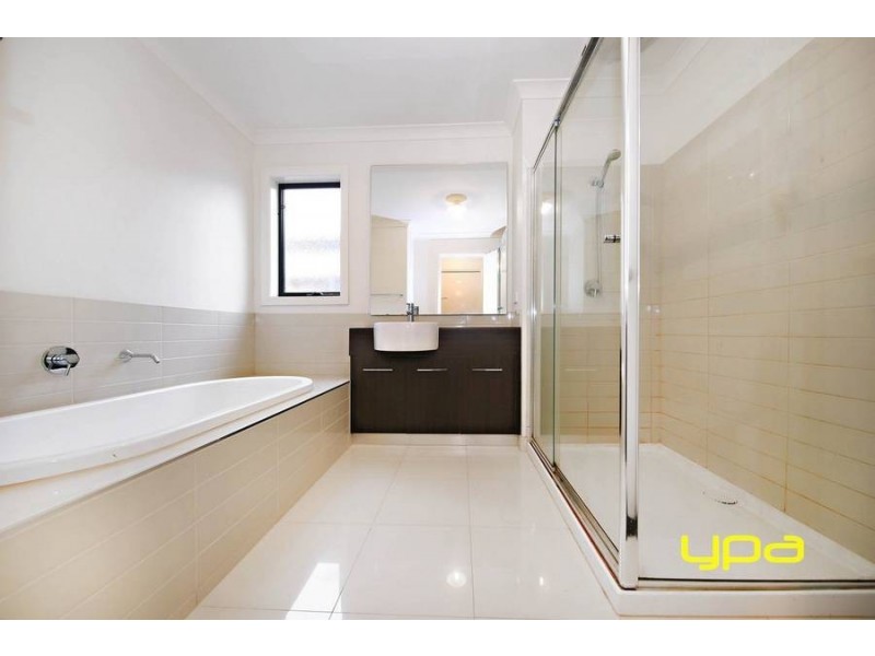 12 Cooma Place, Burnside Heights VIC 3023