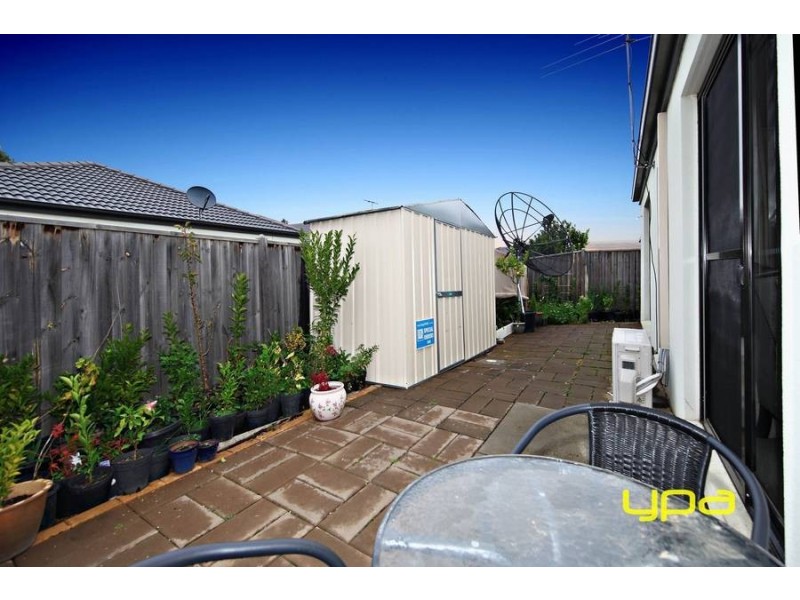 12 Cooma Place, Burnside Heights VIC 3023