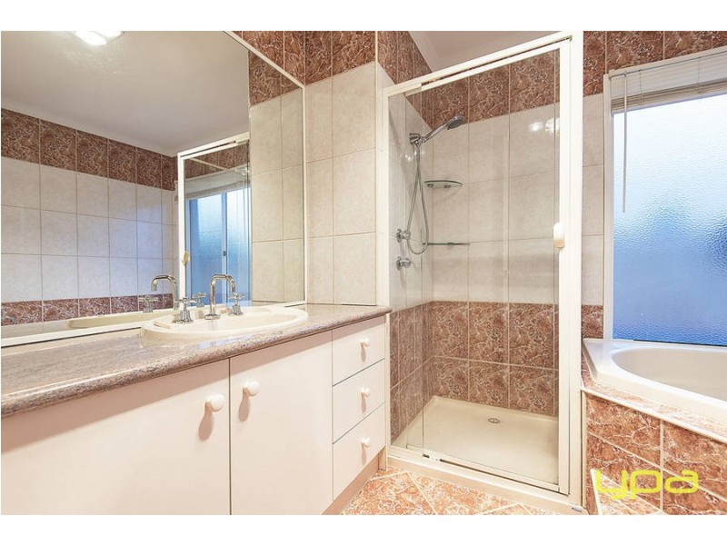 26 O’Donnell Drive, Caroline Springs VIC 3023