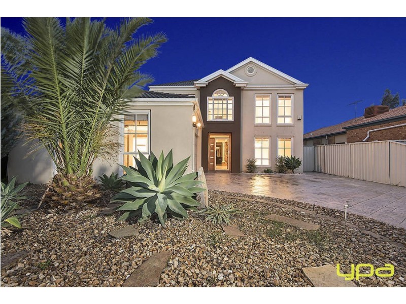 26 O’Donnell Drive, Caroline Springs VIC 3023